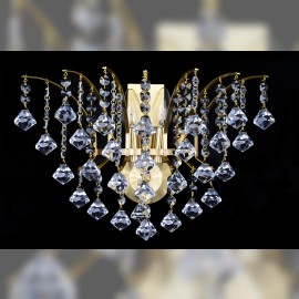 Nástěnné svítidlo Crown se dvěma žárovkami v matné mosazi